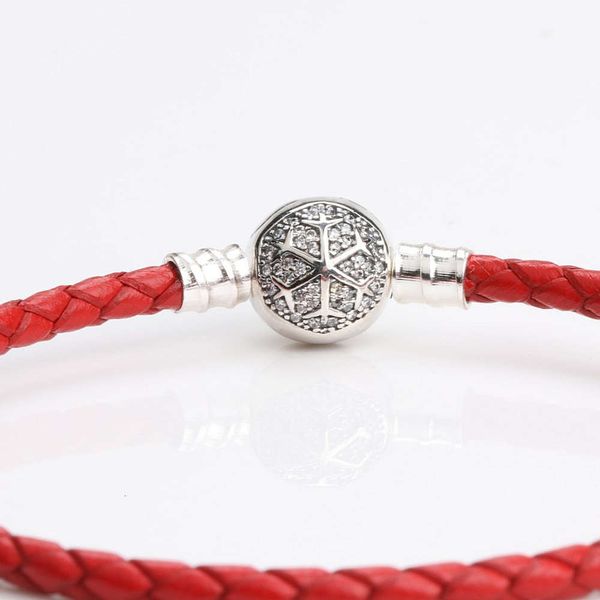 luxurys designers fashion t006 handmade leather rope diy basic chain pattern diamond female jewelry can be used for silver beads wear
luxurys designers fashion t006 handmade leather rope diy basic chain pattern diamond female jewelry can be used for silver beads wear