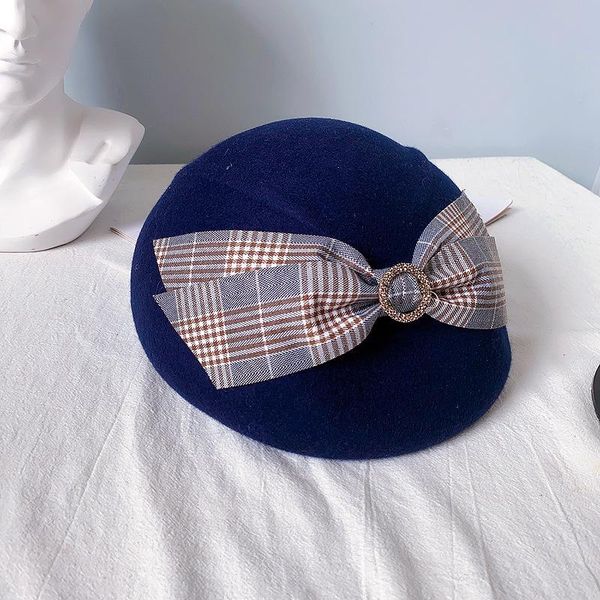 202010-dupian-xiaoxiang british elegance winter plaid bowknot leisure lady beret cap women fishermen hat, Blue;gray
202010-dupian-xiaoxiang british elegance winter plaid bowknot leisure lady beret cap women fishermen hat, Blue;gray