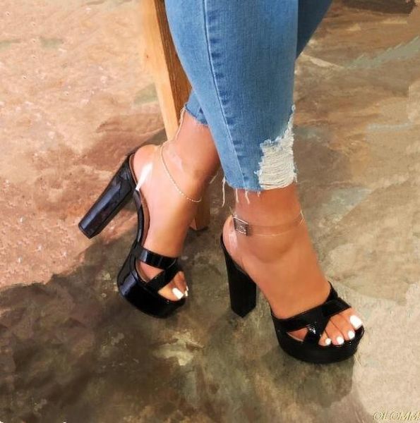 sandals spring/summer 2021 high-heeled candy color shoes beach outdoor casual fashion slippers cross pvc, Black
sandals spring/summer 2021 high-heeled candy color shoes beach outdoor casual fashion slippers cross pvc, Black