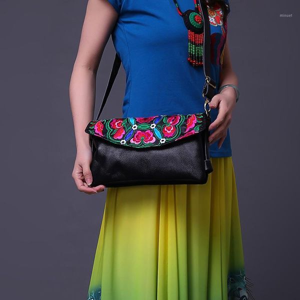 evening bags style chinese-style shoulder bag women's embroidered leather shoulder-bag1
evening bags style chinese-style shoulder bag women's embroidered leather shoulder-bag1