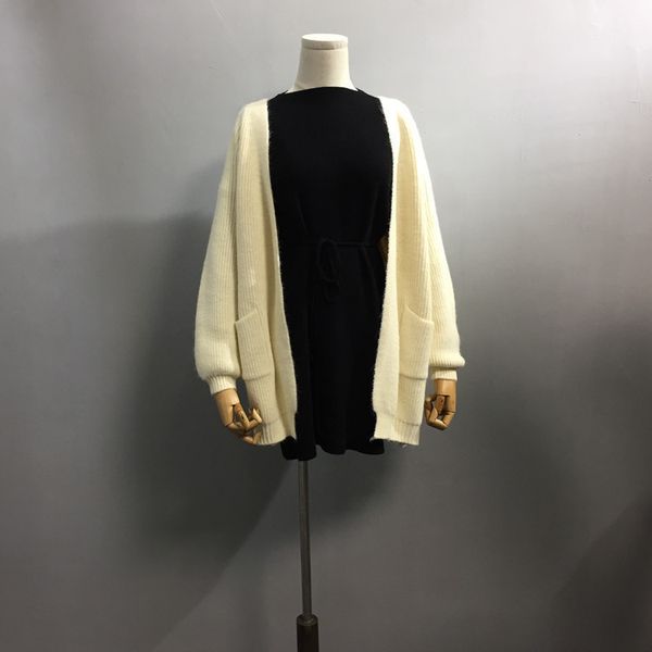 jumper poncho 2020 autumn and new solid spectacle pattern tery color rabbit hair dress v chumbo easy women's fit clothing fund, White;black
jumper poncho 2020 autumn and new solid spectacle pattern tery color rabbit hair dress v chumbo easy women's fit clothing fund, White;black