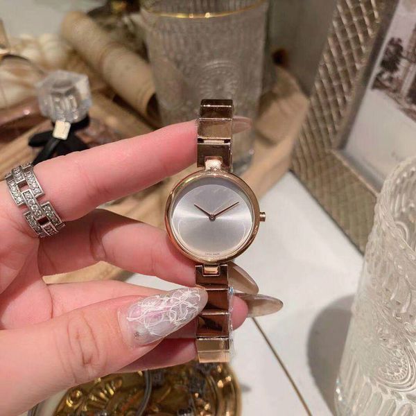lady watches new fashion women dress watches casual rectangule leather strap relogio feminino lady quartz 316l stainless stell wristwatches, Slivery;brown
lady watches new fashion women dress watches casual rectangule leather strap relogio feminino lady quartz 316l stainless stell wristwatches, Slivery;brown