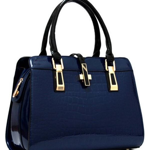 2021 женская мода кожаные сумки роскошные леди'handbags дизайнер дамы крестоги сумки сумки на плечо rzxa 
2021 женская мода кожаные сумки роскошные леди'handbags дизайнер дамы крестоги сумки сумки на плечо rzxa