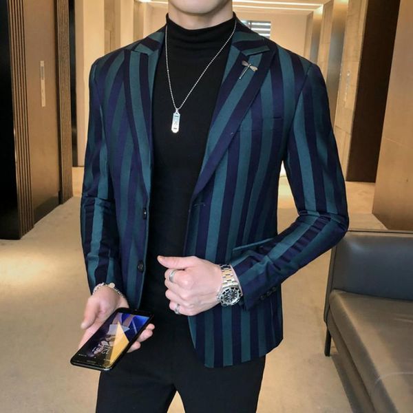 2021 new sttriped men blazers wedding business suit jacket blazer masculino social streetwear casual slim dress coat ropa hombre, White;black
2021 new sttriped men blazers wedding business suit jacket blazer masculino social streetwear casual slim dress coat ropa hombre, White;black
