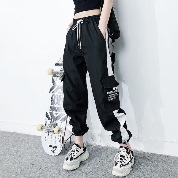 2020 cargo pants summer women high waist pants loose joggers pants streetwear punk black capris trousers korean harem, Black;white
2020 cargo pants summer women high waist pants loose joggers pants streetwear punk black capris trousers korean harem, Black;white