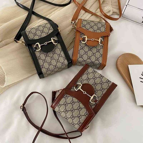 2022 latest handbag factory store on trend texture messenger mobile phone versatile simple mini girl 6v6z
2022 latest handbag factory store on trend texture messenger mobile phone versatile simple mini girl 6v6z
