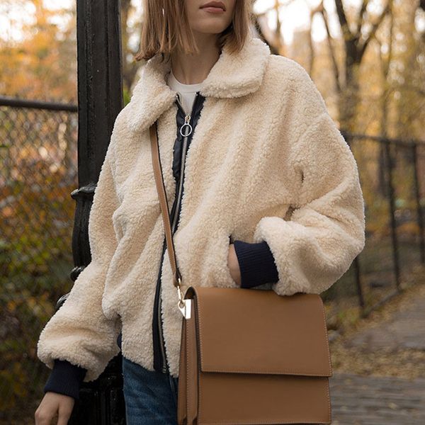 lamb wool jacket women college style coats casual korean jackets long sleeve female oversize coat winter outwear jacket new 201029, Black
lamb wool jacket women college style coats casual korean jackets long sleeve female oversize coat winter outwear jacket new 201029, Black