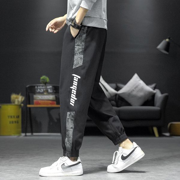 autumn and winter 2020 new men's color matching large casual pants loose sports youth leggings 1, Black
autumn and winter 2020 new men's color matching large casual pants loose sports youth leggings 1, Black