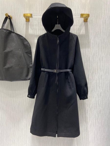 2021 fall winter luxury design collection 65% wool hooded office style gothic black belted trench, Tan;black
2021 fall winter luxury design collection 65% wool hooded office style gothic black belted trench, Tan;black