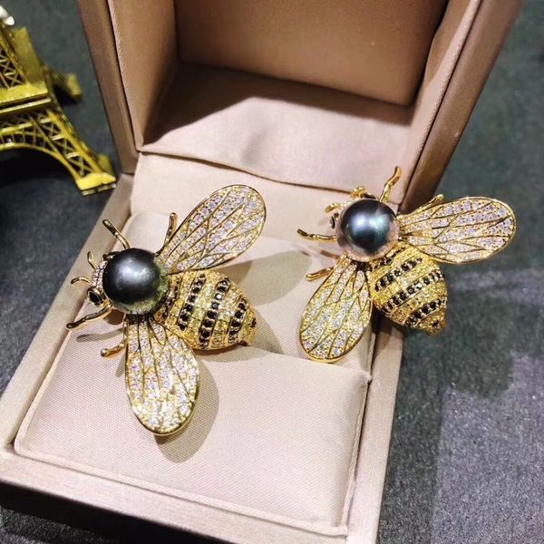 high-grade microscope zircon honey bee brooch fashion jewelry 201009, Gray
high-grade microscope zircon honey bee brooch fashion jewelry 201009, Gray