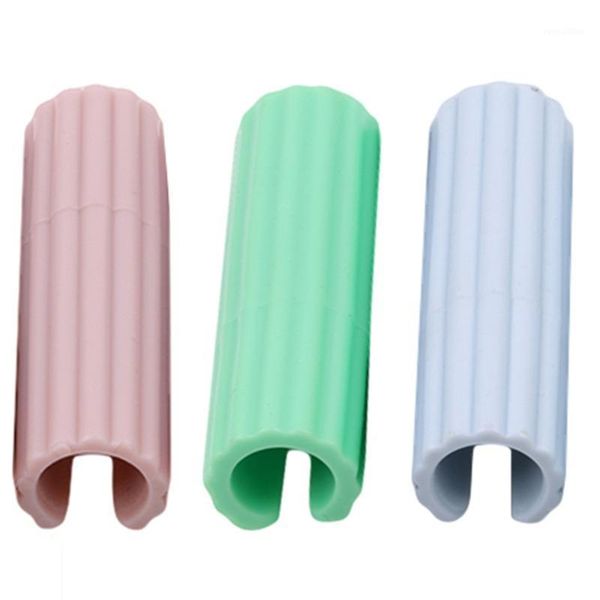 1set bed sheet clip mattress grippers fasteners clothes pegs coverlet holder slip-resistant fixing clip holders clamps1
1set bed sheet clip mattress grippers fasteners clothes pegs coverlet holder slip-resistant fixing clip holders clamps1