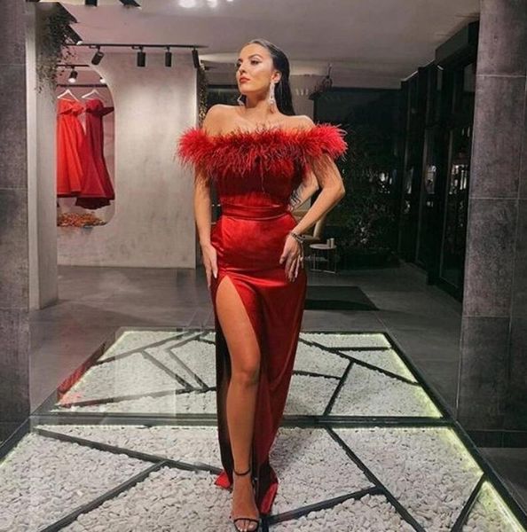 red long prom dresses with feathers high slit off the shoulder plus size 2021 formal evening party dress, Black;red
red long prom dresses with feathers high slit off the shoulder plus size 2021 formal evening party dress, Black;red