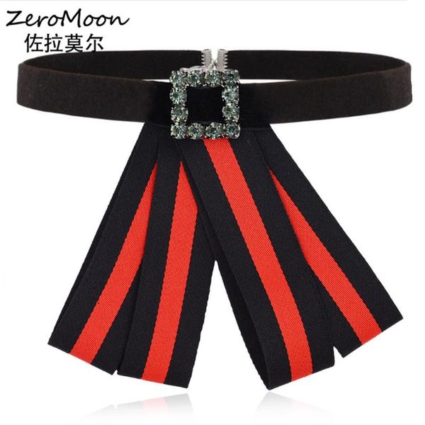 chokers vintage women stripe fabric choker necklace square shaped crystal rhinestone flannel fashion jewelry lavicular chain accessory, Golden;silver
chokers vintage women stripe fabric choker necklace square shaped crystal rhinestone flannel fashion jewelry lavicular chain accessory, Golden;silver