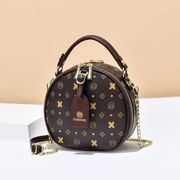 56% off designer s new tote bag letter printing large capacity simple hand women's bag style
56% off designer s new tote bag letter printing large capacity simple hand women's bag style