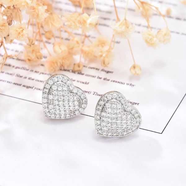 new fashion sweet and romantic korean heart-shaped love wedding anniversary stud earrings female white sapphire jewelry pair, Golden;silver
new fashion sweet and romantic korean heart-shaped love wedding anniversary stud earrings female white sapphire jewelry pair, Golden;silver