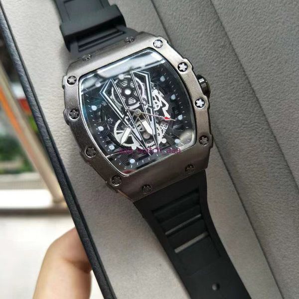 2021 new luxury mens watches quartz chronograph swiss mens wristwatch iced out hip hop rubber strap sport men watch male watch, Slivery;brown
2021 new luxury mens watches quartz chronograph swiss mens wristwatch iced out hip hop rubber strap sport men watch male watch, Slivery;brown