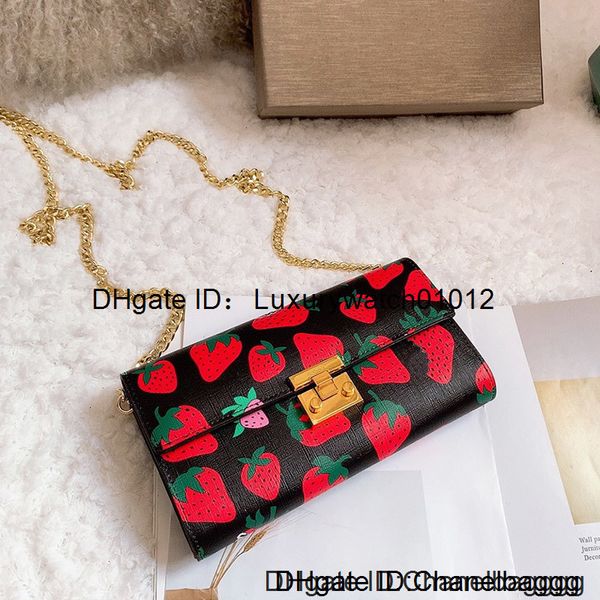 single selling fashion messenger popular in europe and america brand inclined shoulder bag designers chain
single selling fashion messenger popular in europe and america brand inclined shoulder bag designers chain