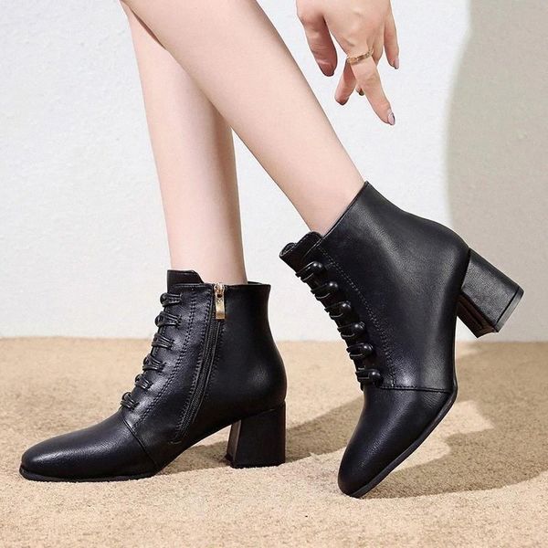 2020 winter shoes women high heels boots fashion ladies fashion botas soft leather women ankle boots square heel 6cm a2634 #t39m, Black
2020 winter shoes women high heels boots fashion ladies fashion botas soft leather women ankle boots square heel 6cm a2634 #t39m, Black