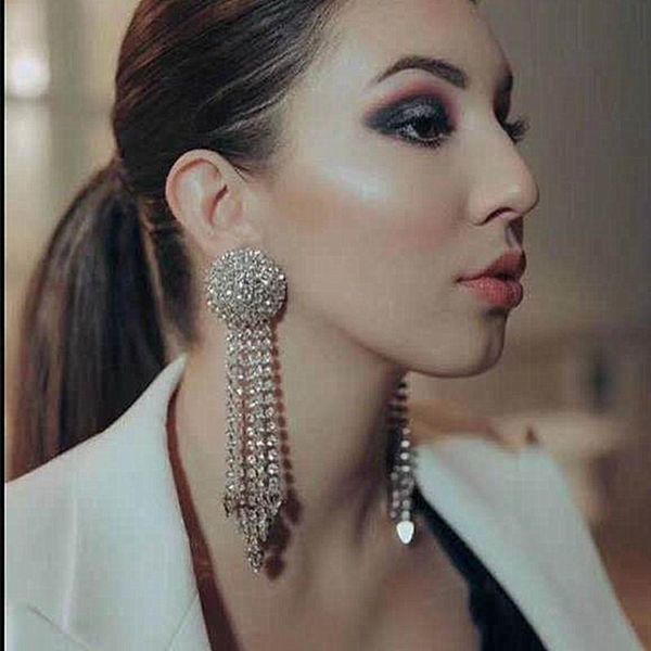 блестящее rhinestone кисточки мотаться серьги ювелирных изделий вечернего платье заявления тавра способа show повелительница серьги аксессуа, Silver
блестящее rhinestone кисточки мотаться серьги ювелирных изделий вечернего платье заявления тавра способа show повелительница серьги аксессуа, Silver
