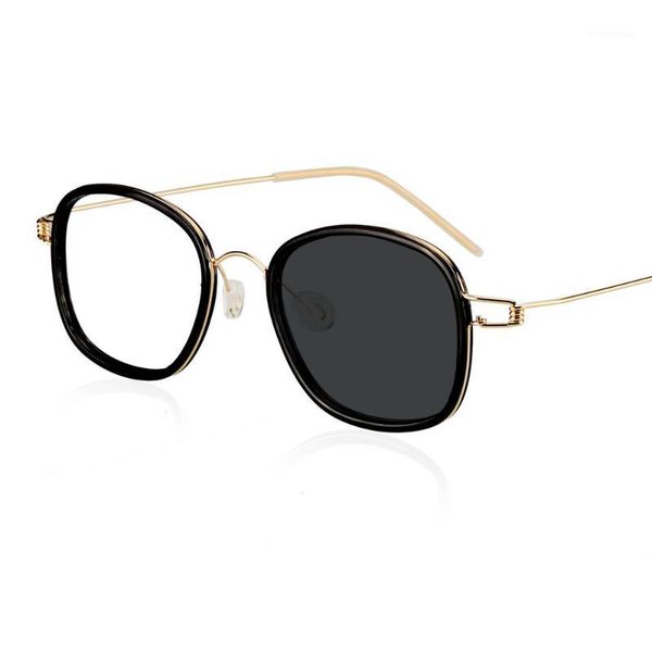 b titanium pchromic reading glasses men presbyopia eyeglasses sunglasses discoloration with diopters 1.0 1.25 1.50 1.75 2.01, White;black
b titanium pchromic reading glasses men presbyopia eyeglasses sunglasses discoloration with diopters 1.0 1.25 1.50 1.75 2.01, White;black