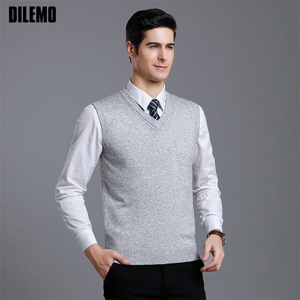 new fashion brand sweaters mens pullover slim fit jumpers knitting v neck vest sleeveless winter casual clothing men 201222, White;black
new fashion brand sweaters mens pullover slim fit jumpers knitting v neck vest sleeveless winter casual clothing men 201222, White;black