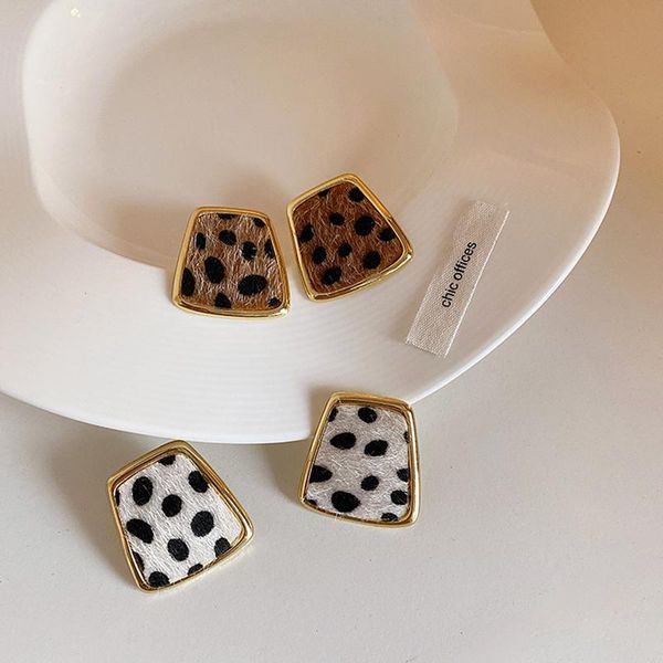 stud tarcliy vintage geometric rectangle plush leopard print earring multicolor metal square earrings party women jewelry gift, Golden;silver
stud tarcliy vintage geometric rectangle plush leopard print earring multicolor metal square earrings party women jewelry gift, Golden;silver