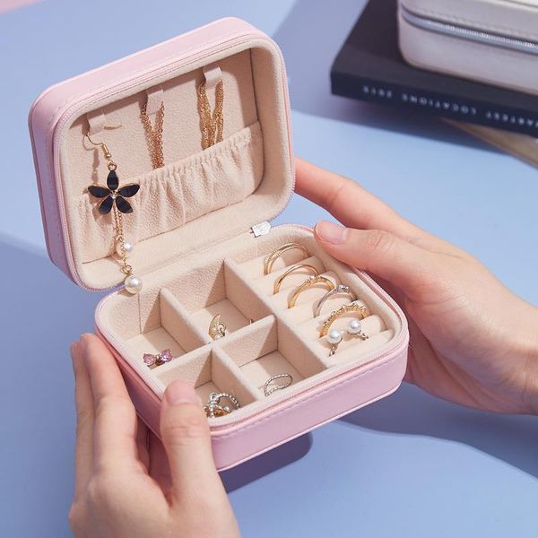 new pu fibre jewelry box portable storage organizer necklace earrings rings holder women jewelry display travel case 11*9*5.5cm, Pink;blue
new pu fibre jewelry box portable storage organizer necklace earrings rings holder women jewelry display travel case 11*9*5.5cm, Pink;blue
