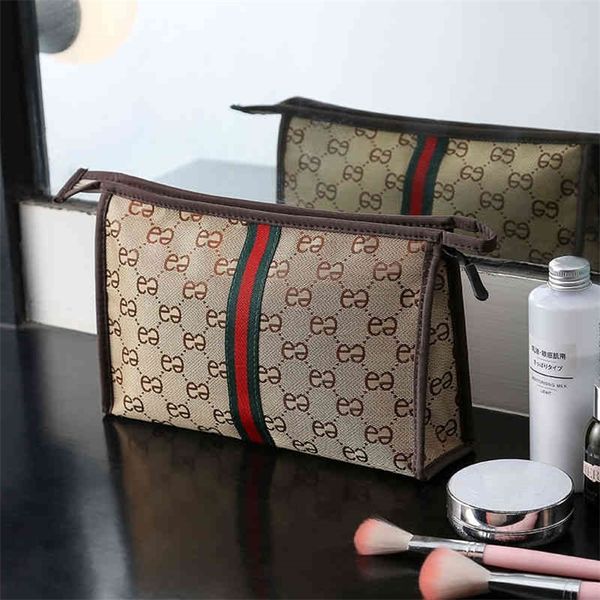 outlet sale 80% off make-up bag out simple storage portable change mobile phone large capacity net red 667
outlet sale 80% off make-up bag out simple storage portable change mobile phone large capacity net red 667