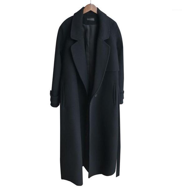 2020 vintage black long wool coat women winter jacket fashion woolen coat female long outerwear thick clothing1
2020 vintage black long wool coat women winter jacket fashion woolen coat female long outerwear thick clothing1