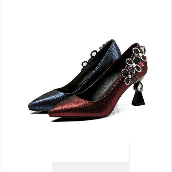 dress shoes fashion women's shallow mouth single point pointed high heel women rhinestone leather fine with thong, Black
dress shoes fashion women's shallow mouth single point pointed high heel women rhinestone leather fine with thong, Black