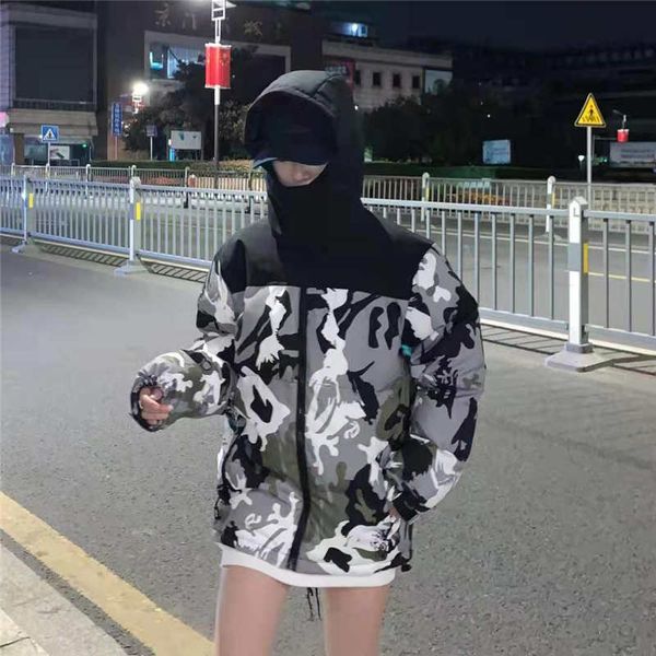 new camouflage series couple models stitching stand-up collar hooded down padded jacket high-density nylon material wind and cold resistan, Black
new camouflage series couple models stitching stand-up collar hooded down padded jacket high-density nylon material wind and cold resistan, Black