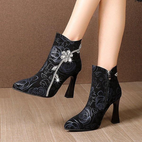 crystal fashion warm short boots women autumn pointed toe suede ankle boots for women 2020 thin heels pumps high heels new, Black
crystal fashion warm short boots women autumn pointed toe suede ankle boots for women 2020 thin heels pumps high heels new, Black