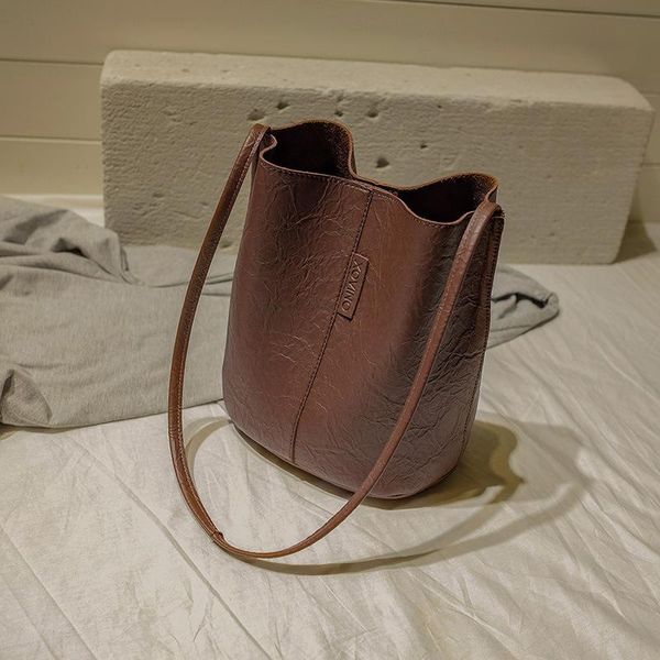 new bucket bag women fold messenger bag all-match large-capacity shopping pu 2021 fashion women shoulder bags
new bucket bag women fold messenger bag all-match large-capacity shopping pu 2021 fashion women shoulder bags