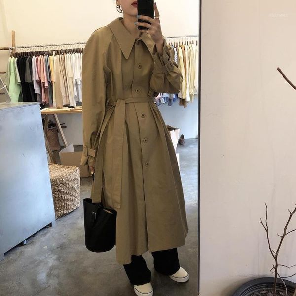 casual long sleeve loose oversize turndown collar trench coat fashionable female professional temperament windproof long coat1, Tan;black
casual long sleeve loose oversize turndown collar trench coat fashionable female professional temperament windproof long coat1, Tan;black