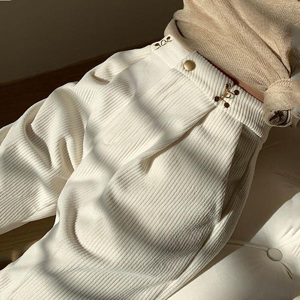 women's pants & capris 2021 autumn winter women elegant rivet corduroy high waist wide leg female korean solid loose button long trouse, Black;white
women's pants & capris 2021 autumn winter women elegant rivet corduroy high waist wide leg female korean solid loose button long trouse, Black;white