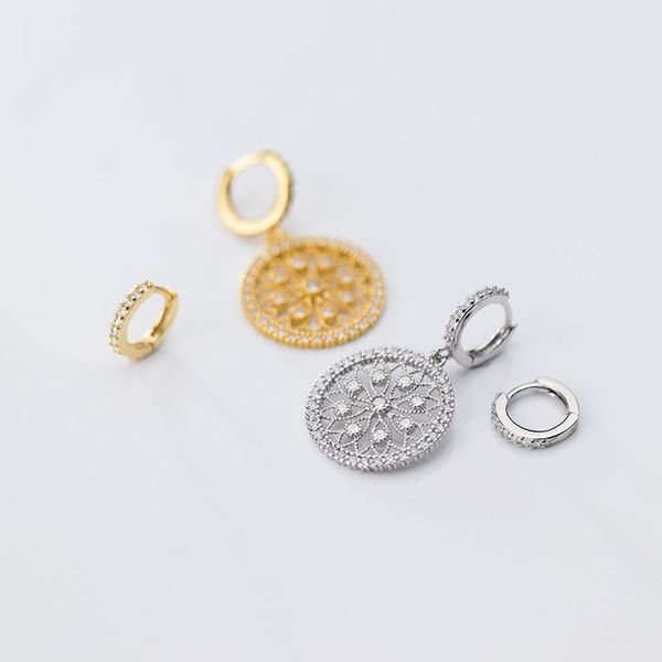 asymmetry earrings authentic real 100% 925 sterling silver zirconia + flowers hoop huggie earrings fine jewelry gtle2848, Golden;silver
asymmetry earrings authentic real 100% 925 sterling silver zirconia + flowers hoop huggie earrings fine jewelry gtle2848, Golden;silver