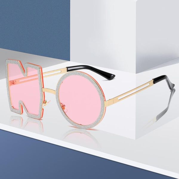 new fashion diamond sunglasses women design metal letter no sun glasses female uv400 shadeseyewear, White;black
new fashion diamond sunglasses women design metal letter no sun glasses female uv400 shadeseyewear, White;black