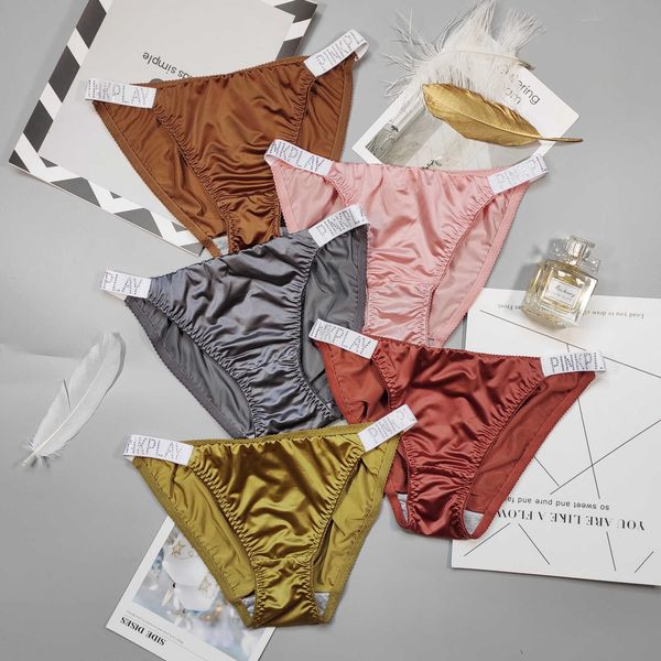 ladies rhinestones letter print low waist thong panties fashion solid cotton briefs female lingerie women's underwear, Black;white
ladies rhinestones letter print low waist thong panties fashion solid cotton briefs female lingerie women's underwear, Black;white