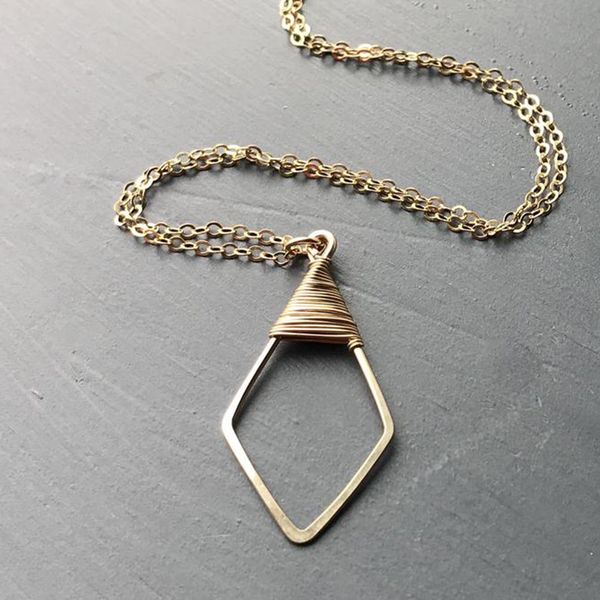 925 silver hammered geometric necklace handmade gold filled choker pendants boho collier femme kolye jewelry necklace q0531
925 silver hammered geometric necklace handmade gold filled choker pendants boho collier femme kolye jewelry necklace q0531