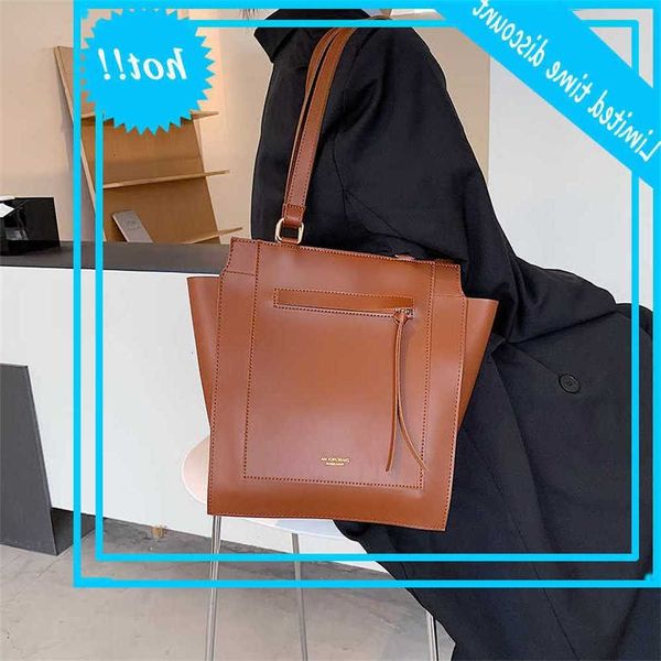 capacity pu leather 2021 trending branded large crossbody shoulder bags women's handbags wallets
capacity pu leather 2021 trending branded large crossbody shoulder bags women's handbags wallets