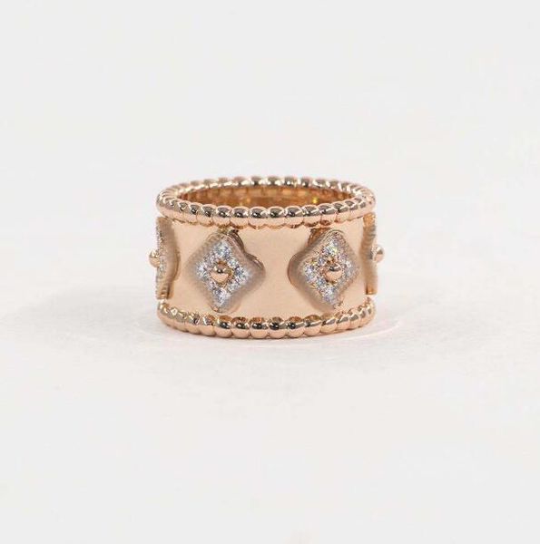 four-leaf clover kaleidoscope three-color ring vc 18k rose gold full diamond official website the same style with box high four-leaved clove, Silver
four-leaf clover kaleidoscope three-color ring vc 18k rose gold full diamond official website the same style with box high four-leaved clove, Silver