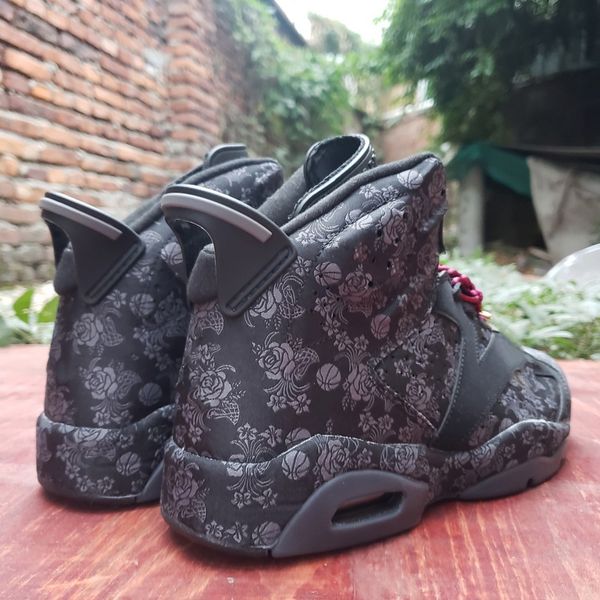 jumpman6 sd wmns singles day mens basketball shoes 6s peony flower black cny metallic gold men trainers sports db9818-001 us7-13, White;red
jumpman6 sd wmns singles day mens basketball shoes 6s peony flower black cny metallic gold men trainers sports db9818-001 us7-13, White;red