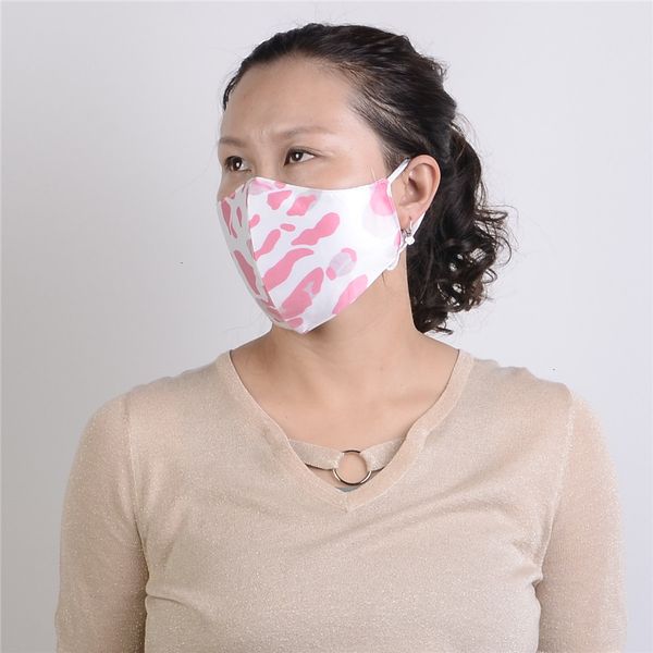 factory designer breathable riding bike wearing black fashion cotton face mask washing nano film ice silk cloth 5 p33f2
factory designer breathable riding bike wearing black fashion cotton face mask washing nano film ice silk cloth 5 p33f2