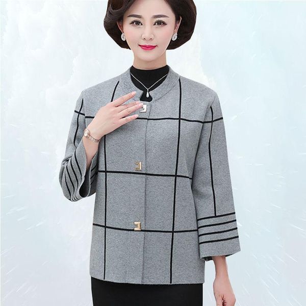 send mom 2019 spring autumn jacket women thin section slim middle-aged jacket plaid stretch loose outwear female new sl1211, Black;brown
send mom 2019 spring autumn jacket women thin section slim middle-aged jacket plaid stretch loose outwear female new sl1211, Black;brown