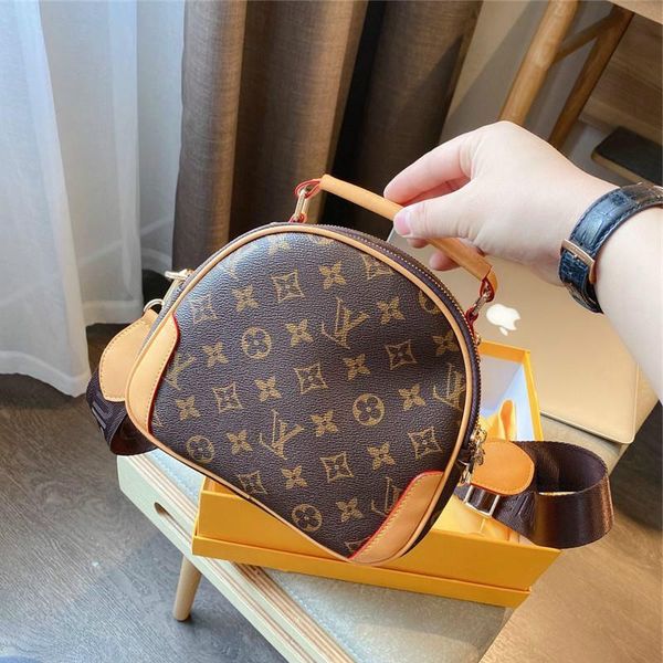 2021 lv louis vitton women handbags for monogram bag classic design is suitable for carrying cosmetics and everyday carry-o
2021 lv louis vitton women handbags for monogram bag classic design is suitable for carrying cosmetics and everyday carry-o