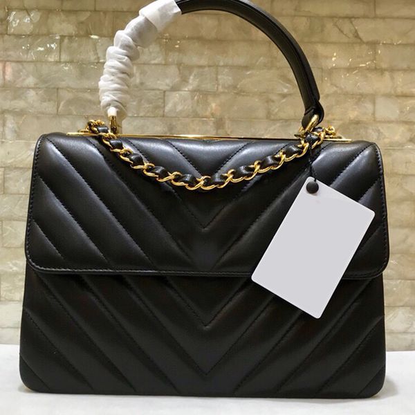 7a high-end custom quality classic lady handbag imported sheepskin 922360 sandwich cross body bag inside and outside sheepskin
7a high-end custom quality classic lady handbag imported sheepskin 922360 sandwich cross body bag inside and outside sheepskin
