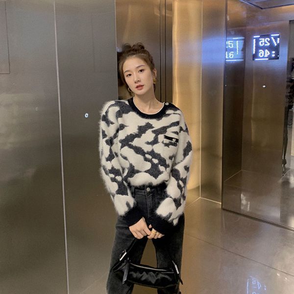 2021 autumn winter female leopard pattern mink fleece sweater wind gb7w, White;black
2021 autumn winter female leopard pattern mink fleece sweater wind gb7w, White;black