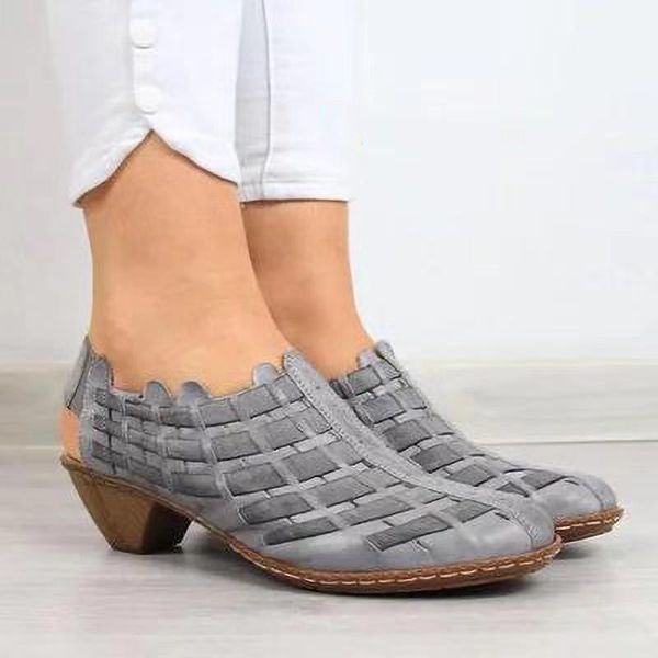 2020 large size 42 43 women thick shoes woman fashion boots pu cross weaving short boots low-round-toe summer cool1, Black
2020 large size 42 43 women thick shoes woman fashion boots pu cross weaving short boots low-round-toe summer cool1, Black
