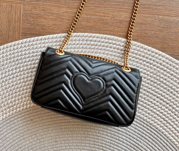 2022 new shoulder bag underarm bag 
2022 new shoulder bag underarm bag