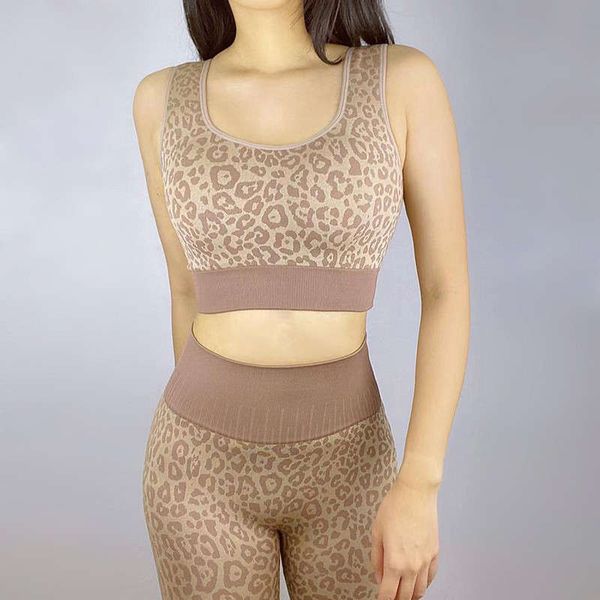 ins net red leopard yoga seamless knitting fitness exercise tight suit for women, Gray
ins net red leopard yoga seamless knitting fitness exercise tight suit for women, Gray